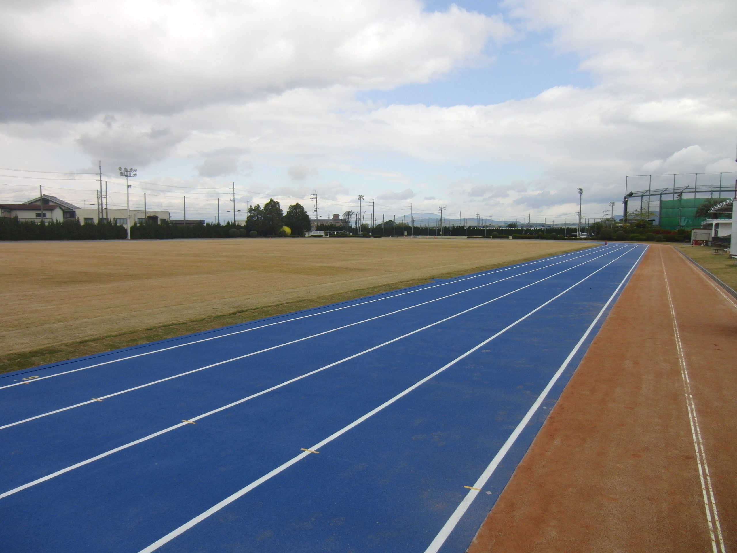 NTT淀総合運動場 陸上競技場